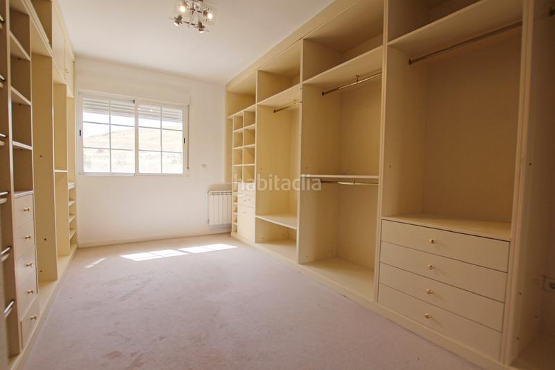 Foto 0ba6b4ce-c3e5-4272-aac5-da419074db4f. Casa adosada el hogar que siempre imaginaste… solo necesita tu toque. en Loeches