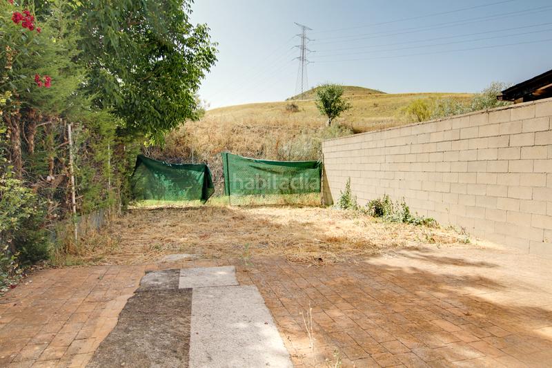 Foto a6e372d3-37c1-4f35-8496-94fea9527ef7. Casa adosada el hogar que siempre imaginaste… solo necesita tu toque. en Loeches