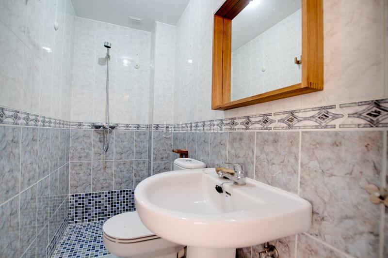 Foto cd1bc97a-f17b-4298-bebe-94808b311fb6. Casa adosada el hogar que siempre imaginaste… solo necesita tu toque. en Loeches