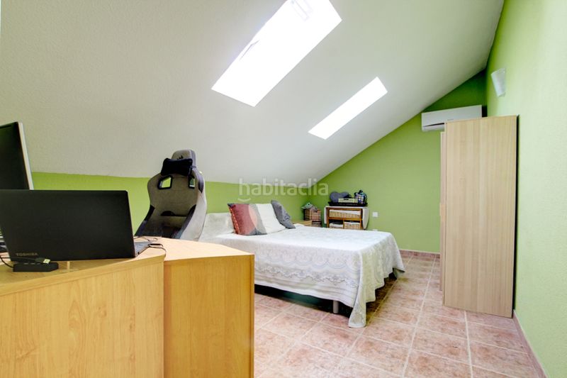 Foto 78b8b94f-bb22-4c3d-8e5d-e0897ab38586. Xalet amb calefacció aparcament piscina a Eurovillas Nuevo Baztán