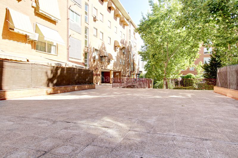 Foto af644c40-b75f-4578-abeb-9534604a2a29. Pis amb calefacció aparcament a Espartales Alcalá de Henares