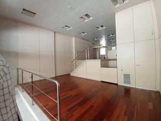 Local Comercial en Carrer rovira i virgili 4. Tarragona local a pie de calle con stano