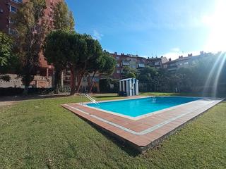 Appartement à Constantí. Constanti 3 habitaciones/ piscina/pk+trastero/terraza.