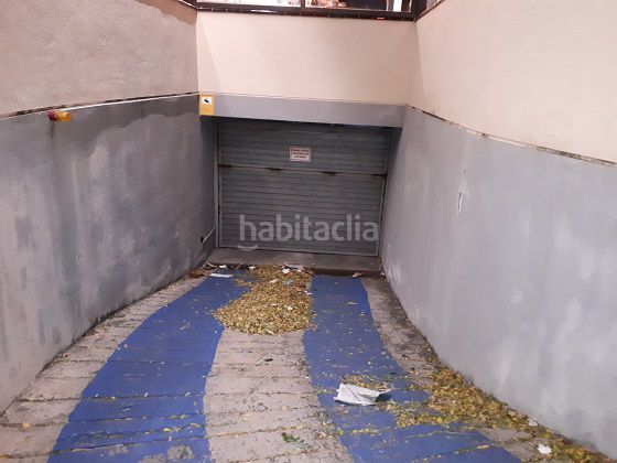Foto c65e7104-aac1-4266-a33a-b4a9268e7f59. Aparcament cotxe a Centre Salou