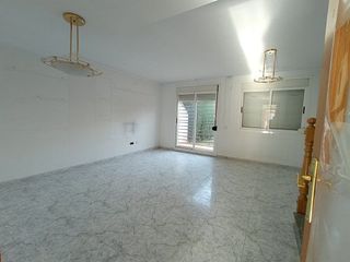 Xalet  Pau vila. Chalet en venta en cambrils, 4 dormitorios.
