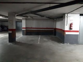 Aparcament cotxe a Carrer del carrilet 9. Salou parking  doble zona centro m�dico/c. barcelona/c. carrilet
