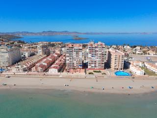 Pis a Desconocido 2. Apartamento frente al mar mediterráneo.