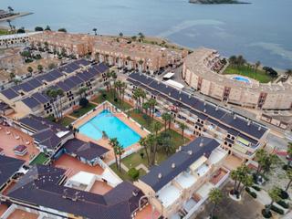 Appartement à Urbanizacion residencial eden 1. Planta baja con salida a la piscina.