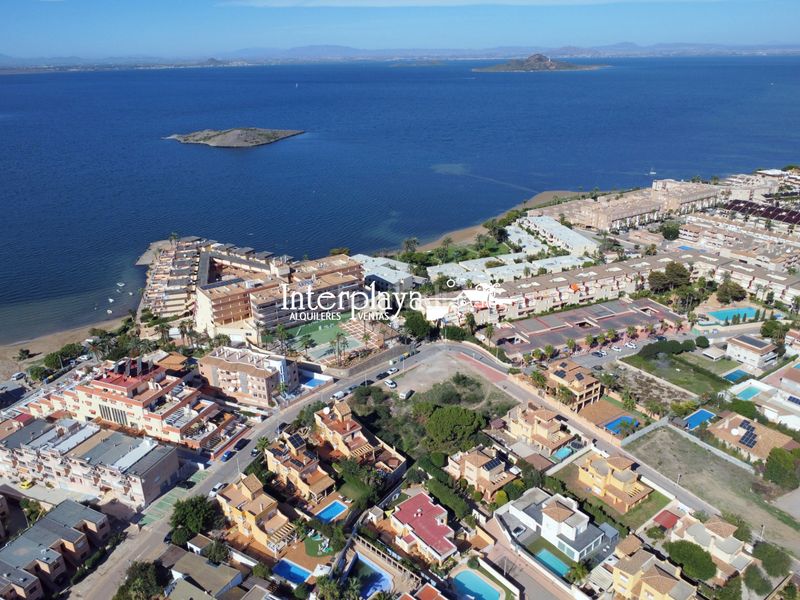 Foto 695234f8-ddf6-41a9-8513-fc949062799d. Terreny residencial a plaza calnegre 51 a Zona Galúa - Calnegre Manga del Mar Menor (La)