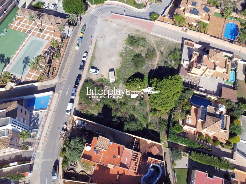 Foto e072175e-e8d1-4d9b-9be6-572728ce0523. Terreny residencial a plaza calnegre 51 a Zona Galúa - Calnegre Manga del Mar Menor (La)