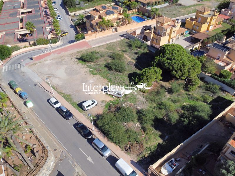 Foto e3e23f45-cbae-4544-9042-8f86a167ff76. Terreny residencial a plaza calnegre 51 a Zona Galúa - Calnegre Manga del Mar Menor (La)