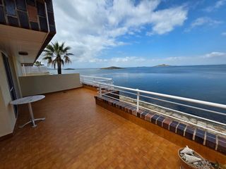 Piso en Edificio arpon 1. Piso con excelentes vistas al mar.