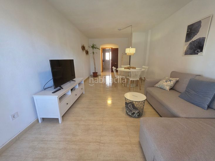 Foto dc40a1ea-64d9-44e5-b540-a55fde6fd609. Apartamento en apartamentos montemares 3 apartamento en zona céntrica en Manga del Mar Menor (La)