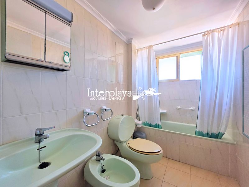 Foto 2a7ea74f-19c8-4570-a499-1d0c2f6fc02c. Apartamento en calle poligono z-1 243 apartamento en la zona del zoco en Manga del Mar Menor (La)