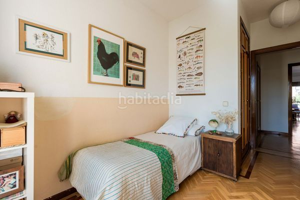 Foto ab7f079e-a153-42eb-9ea4-9a28aed206e1. Pis amb calefacció aparcament piscina a Pacífico Madrid