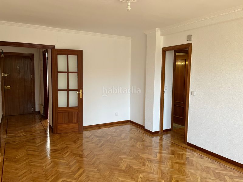 Foto fb16a347-6e4d-4bbb-bcb7-8860a3646235. Lloguer pis amb calefacció aparcament a Marroquina Madrid