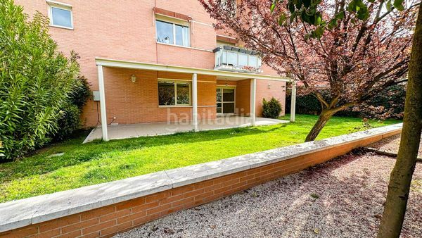 Foto d50f4f68-32ae-484f-ae3b-62bcdcbefd9f. Rent flat with parking pool in Valdemarín Madrid