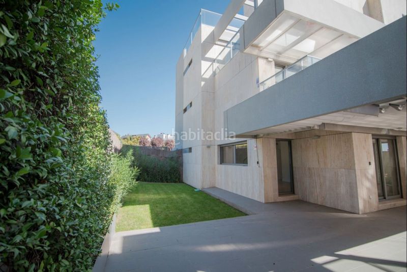 Foto 5a64b0d8-3487-4d7d-96f1-0f179687c70f. Miete erdgeschoss mit heizung parking pool in Aravaca Madrid