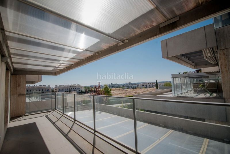 Foto f0db1654-702d-4542-b3d3-bf0e6390fdf2. Miete erdgeschoss mit heizung parking pool in Aravaca Madrid