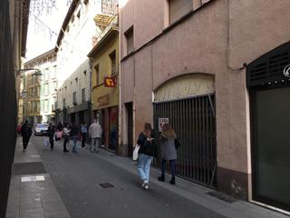 Lloguer Local Comercial a Carrer doctor fàbregas 3. Local muy centrico para cafeteria