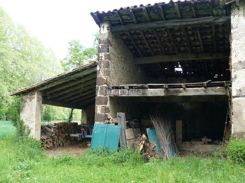 Foto a2a77a3b-460b-428d-8bb2-c2379ed57bc1. Country house in Preses (Les)