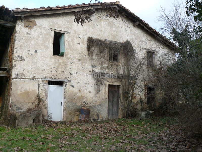 Foto bec8f449-ae9b-4ba7-abb0-6d05e647ccd0. Country house in Preses (Les)