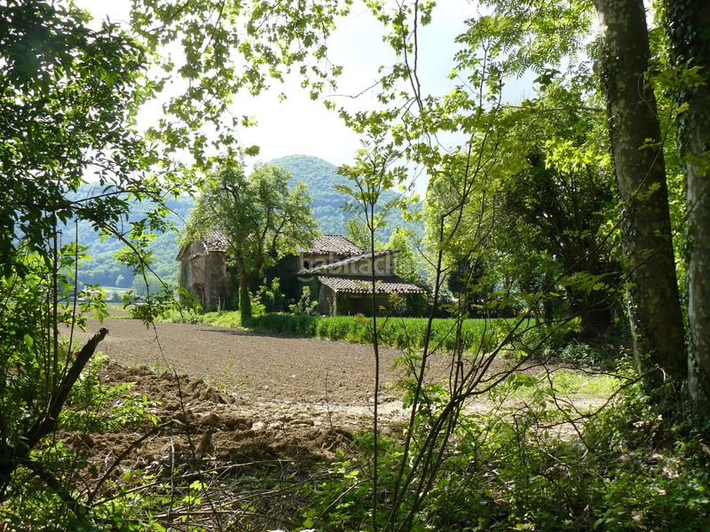 Foto fea01a56-f053-4557-9120-29d45a3b468b. Country house in Preses (Les)