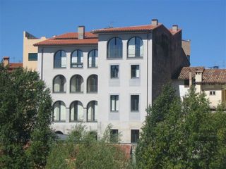 Duplex à Avinguda onze de setembre 16. Piso duplex en edificio historico totalmente rehabilitado