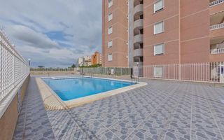 Apartamento  Avenida del puerto. Apartamento con 3 habitaciones con ascensor