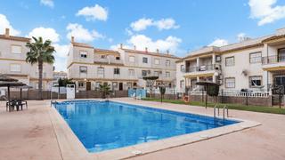 Casa aparellada a Villamartín-Las Filipinas
