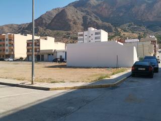 Terreny residencial a Calle pablo vi 8. Solar urbano a la venta en redován