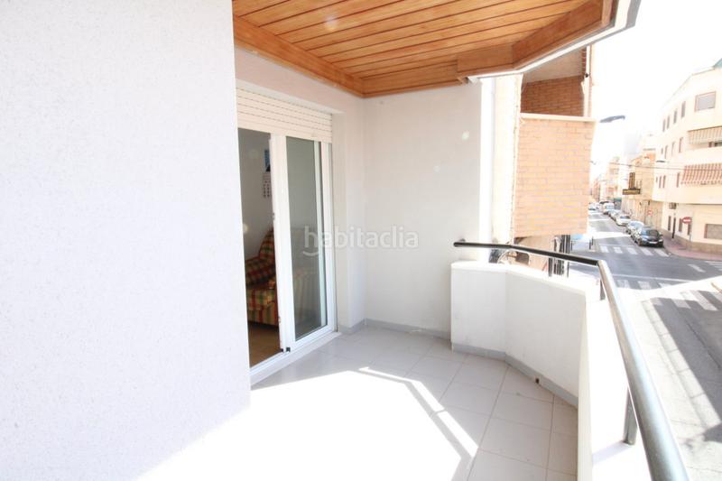 Foto 45c3a691-952c-435f-8aa0-85a576ee5a6c. Appartement dans calle de pedro lorca 77 dans Las Piscinas Naturales Torrevieja