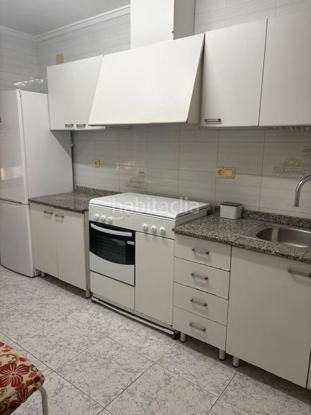 Foto 009e6ca6-c79b-4d44-b216-7e19bb2a4d1e. Casa amb xemeneia a Bigastro