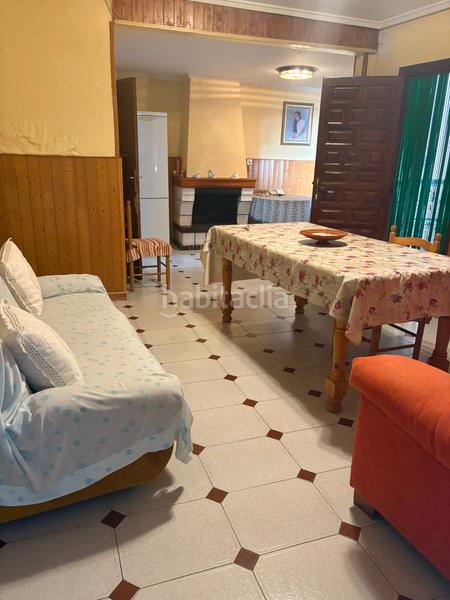 Foto 19172d95-6c51-4357-ac7a-b1d92ad02d86. Casa amb xemeneia a Bigastro