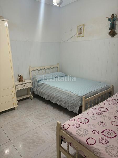 Foto 1a8152cc-d52a-4eac-8925-4a67d59a4301. Casa amb xemeneia a Bigastro