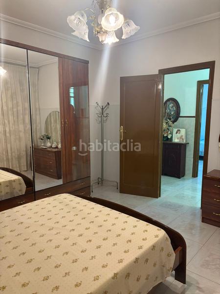 Foto 2e10a004-efab-4db2-a5ce-be13c61fec1f. Casa amb xemeneia a Bigastro