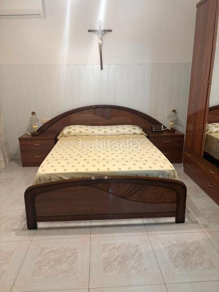 Foto 87553d01-9c42-4f5b-9bb3-a42532cf1d03. Casa amb xemeneia a Bigastro