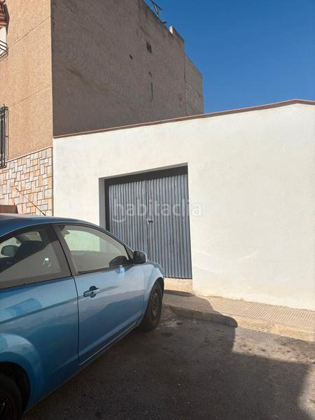 Foto fe0fed21-7483-4102-8386-1faed1dc29dc. Casa amb xemeneia a Bigastro