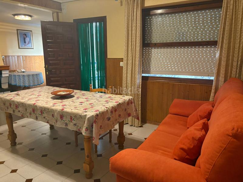 Foto f4ce7492-5647-4f3f-adf6-50cb04efa52e. Maison avec cheminée dans Bigastro