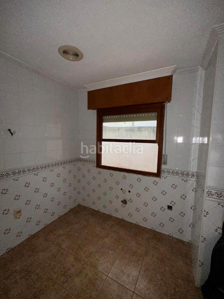 Foto fe93793c-d013-4356-b01b-23b96b1731c0. Flat in calle moreal 2 in Bigastro