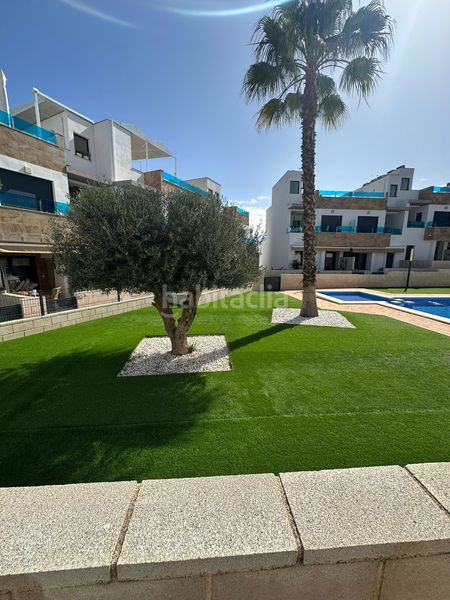 Foto 9badc94f-1331-44ec-b61b-2749a5400cb7. Casa adossada amb aparcament piscina a Bigastro