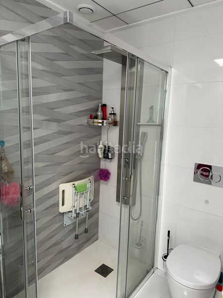 Foto b03646bf-0fa4-411e-ad2a-ffe6b499d2b1. Casa adossada amb aparcament piscina a Bigastro