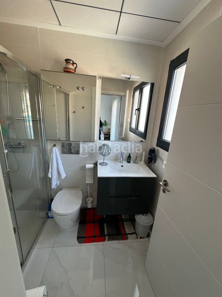 Foto f57dcef0-766e-486f-b079-3b6582a0a43f. Casa adossada amb aparcament piscina a Bigastro