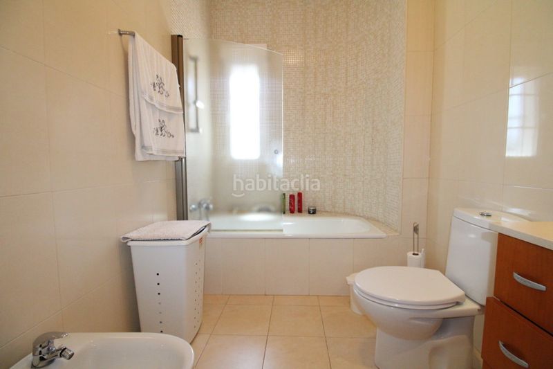 Foto 8f5eb25c-f2d7-48a9-8aad-c9f43cc77368. Xalet amb piscina a San Fulgencio