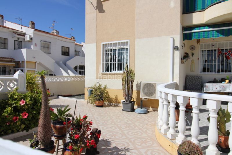 Foto a640ce1e-462e-4dd6-9031-758a979ff192. Casa amb piscina a Zona Carrefour - Urbanizaciones Torrevieja