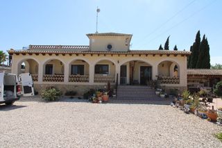Chalet in Jacarilla