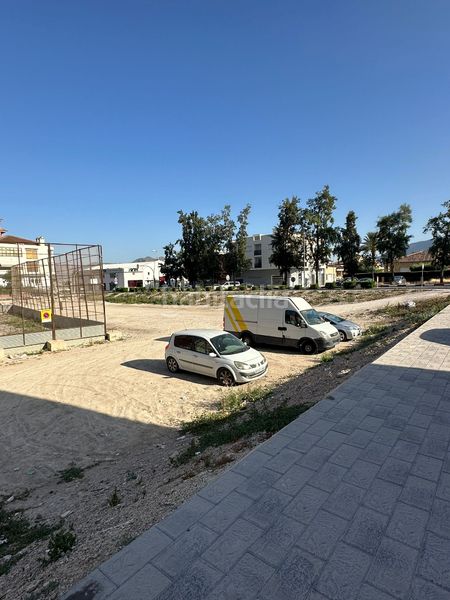 Foto c338b988-b3aa-40e7-9689-0f6a5f5977f5. Terreny residencial a calle murillo 8 a Bigastro