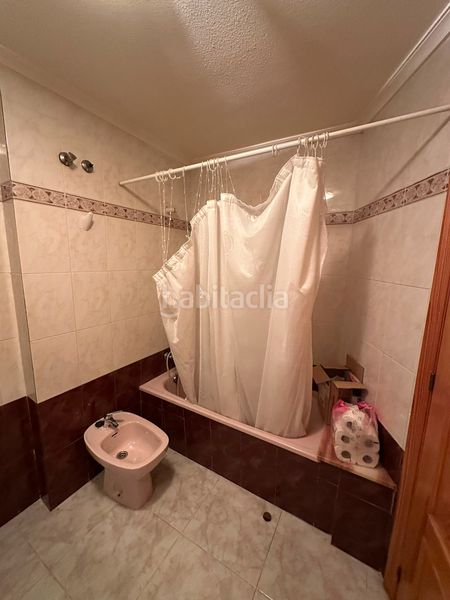Foto a8884757-ddbd-4830-b8ca-4469796dcf21. Pis amb xemeneia a Bigastro