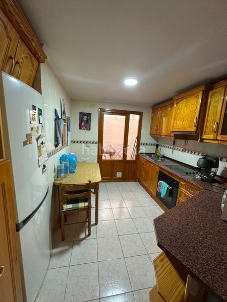 Foto ee1cccf4-4e58-4812-8415-75b4dc459547. Pis amb xemeneia a Bigastro