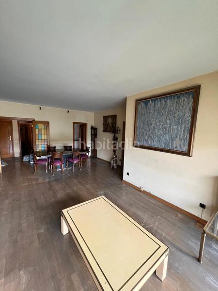 Foto 1127e044-5cc8-46be-89d2-48303e4e0d7c. Pis a Sagrada Família Barcelona